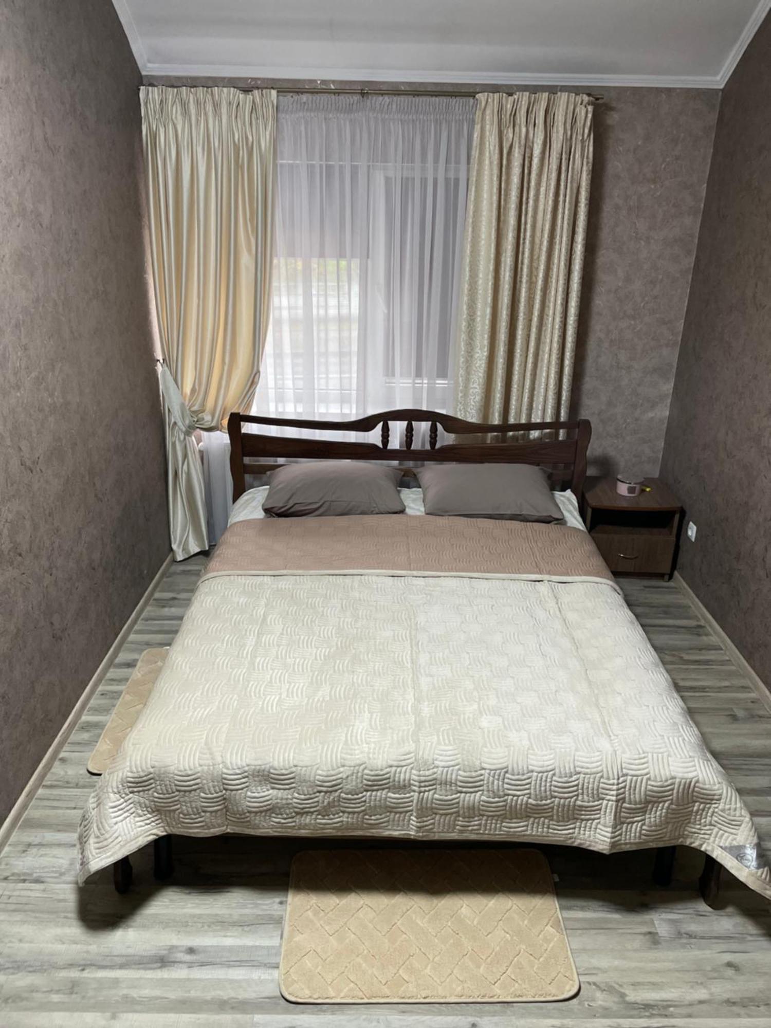 Best House Lutsk Luaran gambar